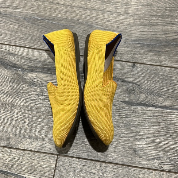 • Rothy’s • The Kids Loafer Lemondrop Yellow with Pink Stripe Big Kids 3 - Picture 4 of 7